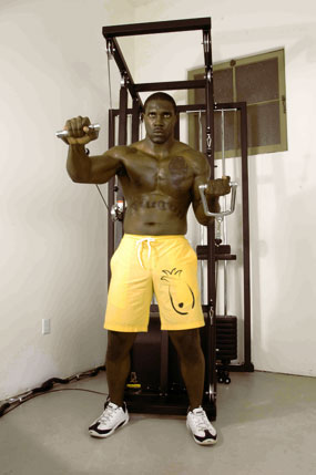pineapple-fitness-cables-joe2